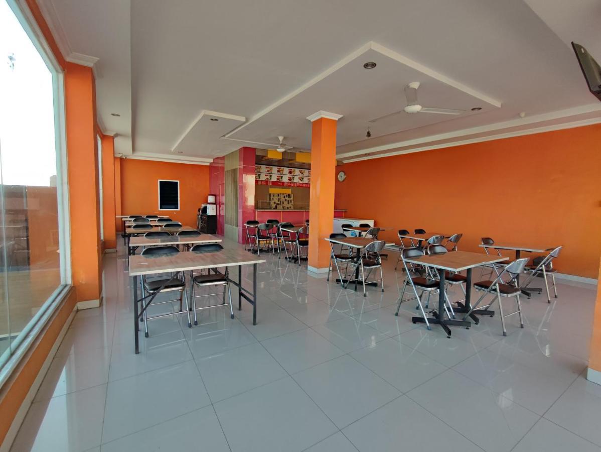 Collection O 91464 7 Dream Hotel Palembang Exterior foto